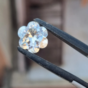 Beautiful Flower Shape Diamond