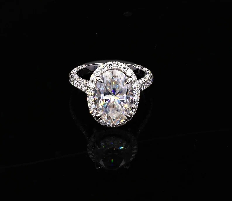 Oval Cut Diamond Ring