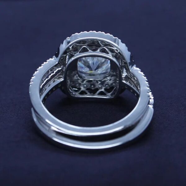 Cushion Cut Moissanite Diamond Ring