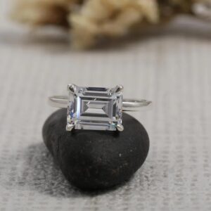 Emerald Cut Diamond Ring