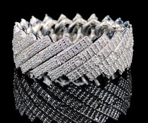 Moissanite Diamond Ring