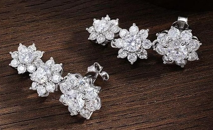 Moissanite Diamond Earrings