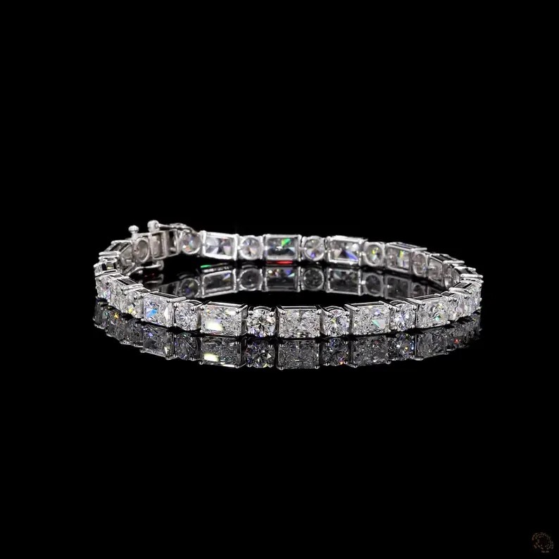 Radiant & Round Cut Diamond Bracelet
