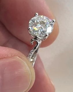 Moissanite Diamond Ring