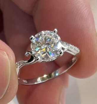 Moissanite Diamond Ring