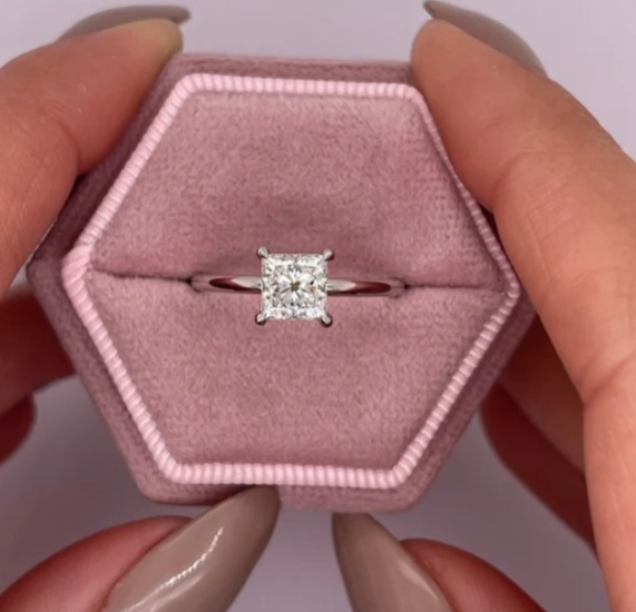 Moissanite Diamond Ring