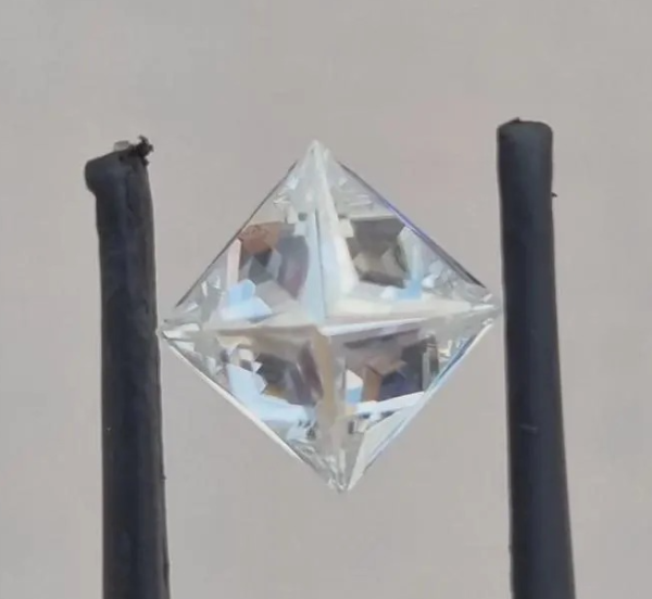 White Moissanite Diamond