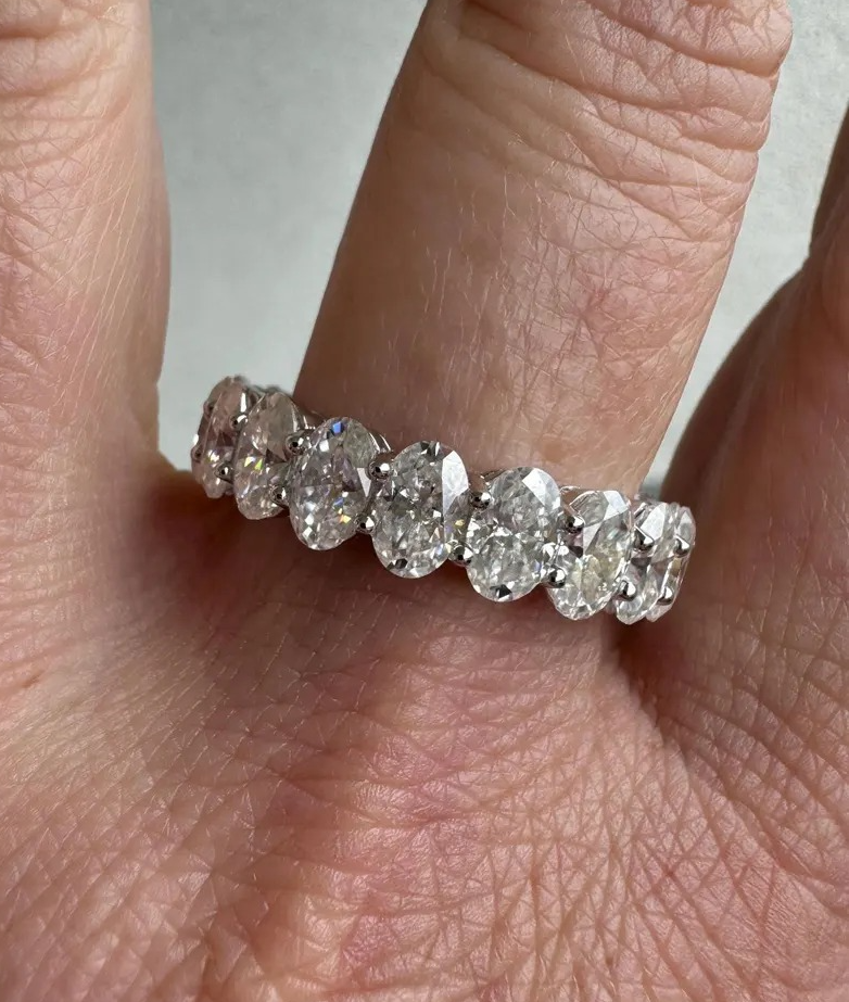 Moissanite Oval Cut Diamond Ring