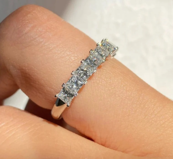Moissanite Diamond Ring