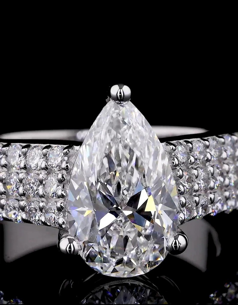 Pear Shape Moissanite Diamond Ring