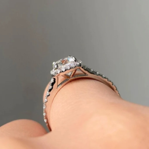 Moissanite Diamond Ring