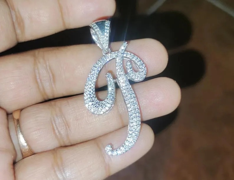 Moissanite Diamond pendant