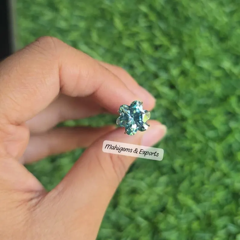 Blue Flower Cut Moissanite