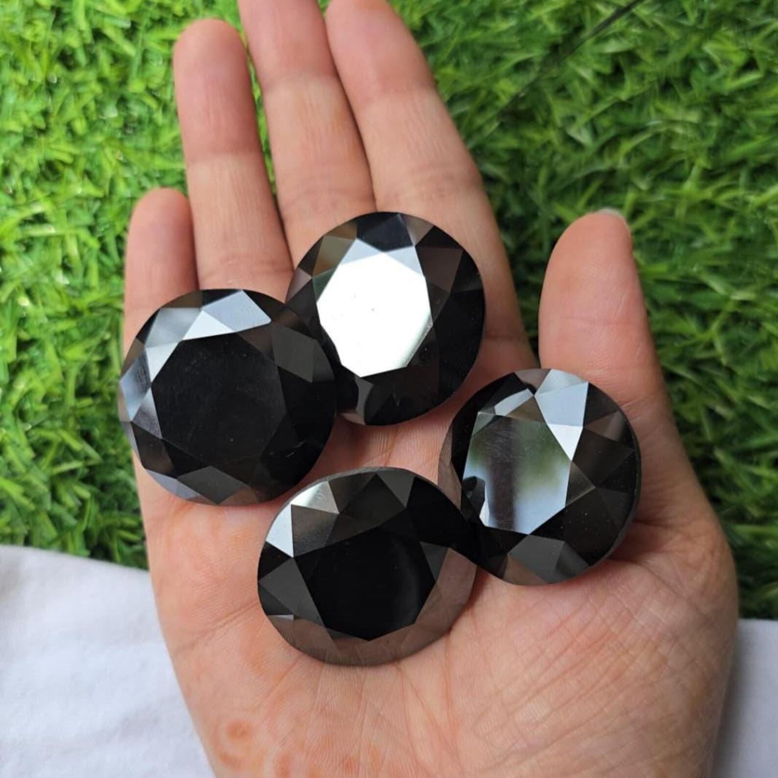 4 pcs Black Moissanite Round Cut
