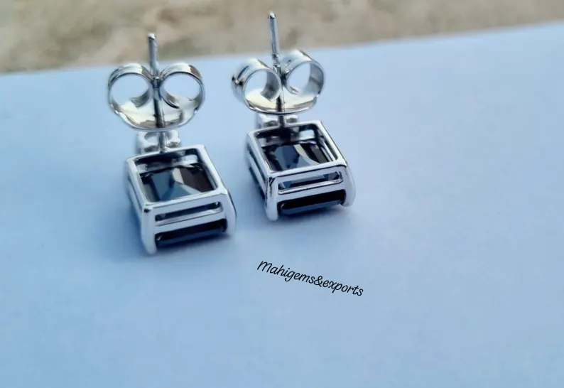 14K White Gold Moissanite Earrings