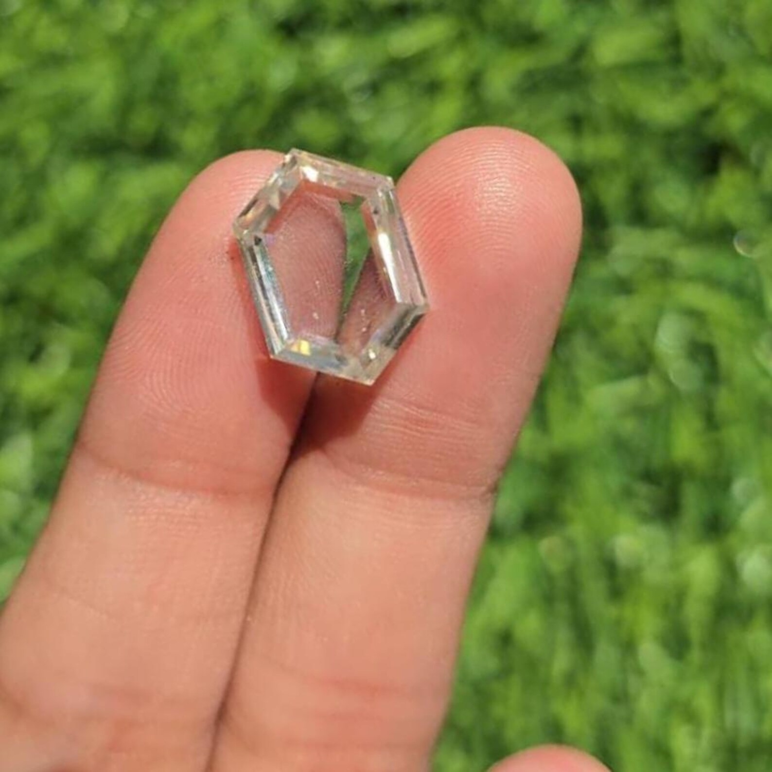 4.65 CTS White Hexagon Moissanite