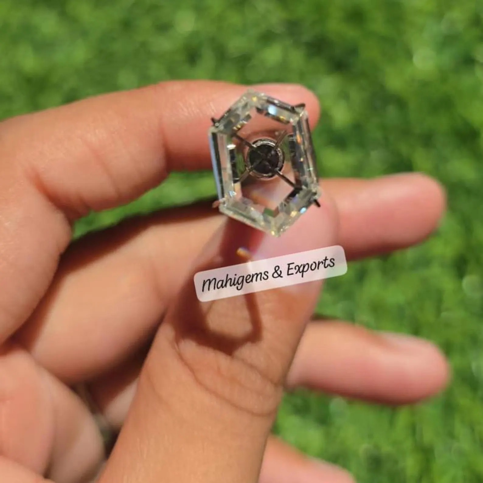 4.65 CTS White Hexagon Moissanite